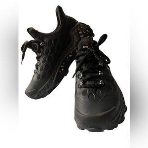 ANTA🖤 US 8 EU 39🖤 SB-02 Salehe Bembury Black🖤 chunky sneaker!🖤super cute!